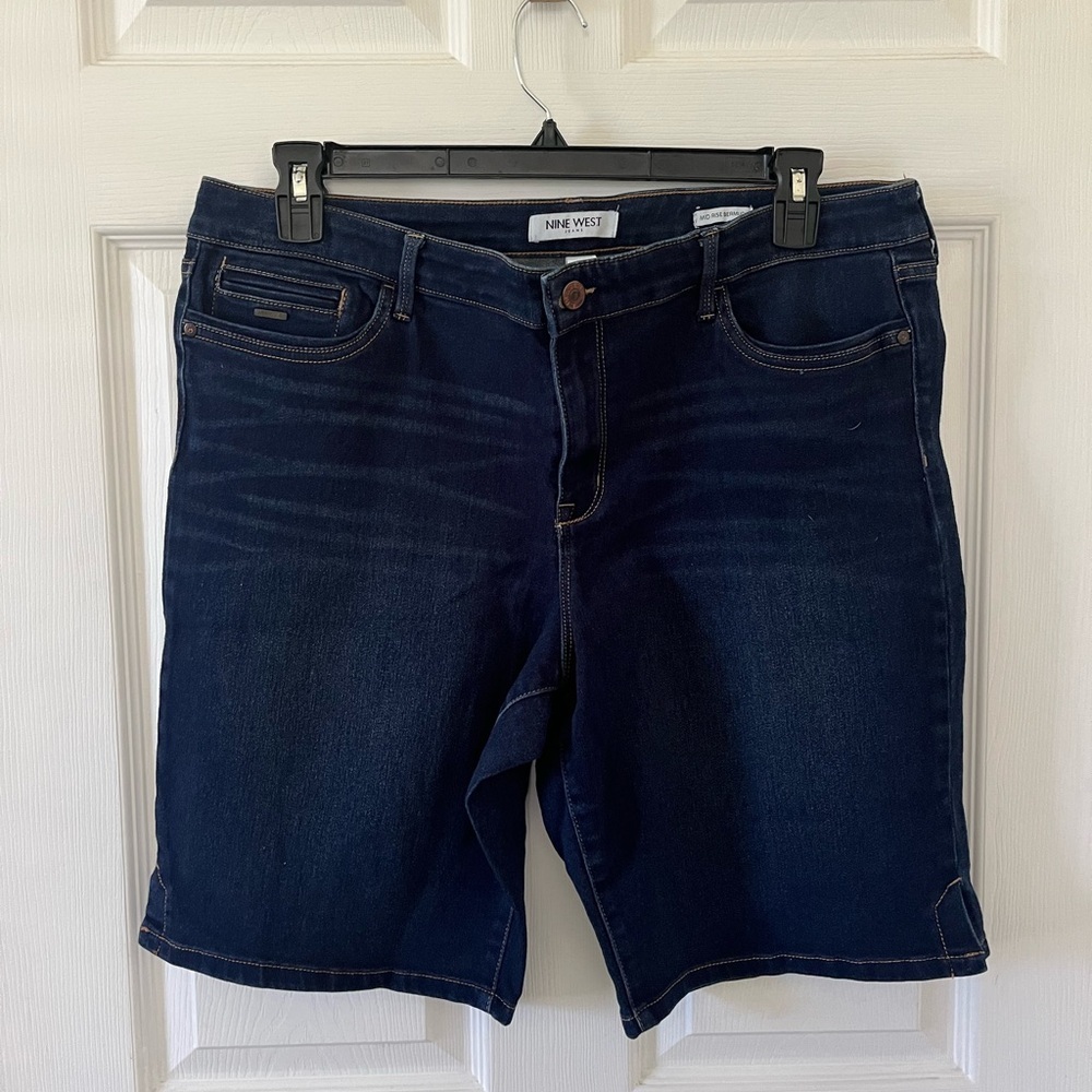 Nine West Dark Blue Mid Rise Bermuda Shorts